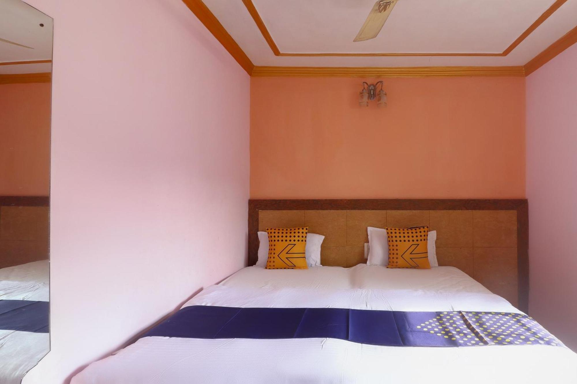 Spot On 75963 Hotel Prince Bodh Gaya Exterior foto